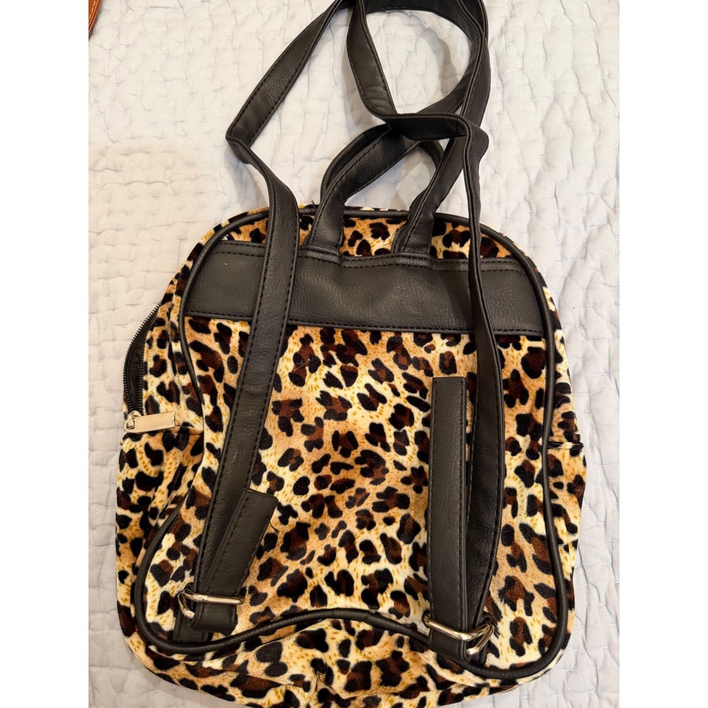 faux fur leopard print backpack - Picture 2 of 3